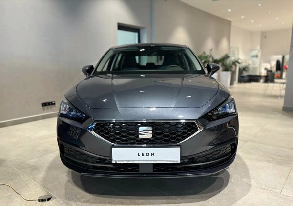 Seat Leon cena 125593 przebieg: 1, rok produkcji 2023 z Chociwel małe 379
